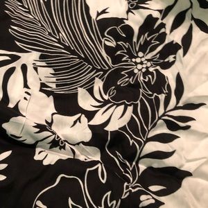 NEVER WORN BEFORE WITH TAG SARONG FROM HAWAII